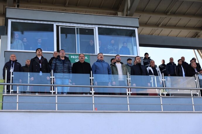 Başkanımız, Merzifonspor – Devrek Belediyespor Karşılaşmasını İzledi