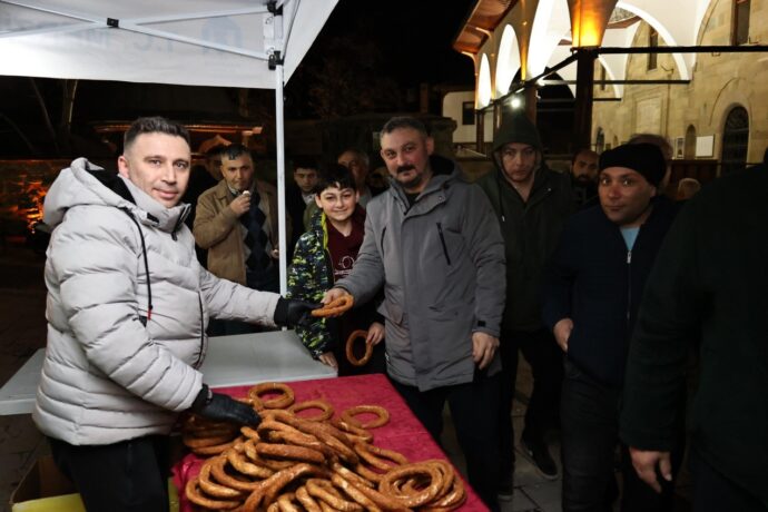 Kadir Gecemiz Mübarek Olsun