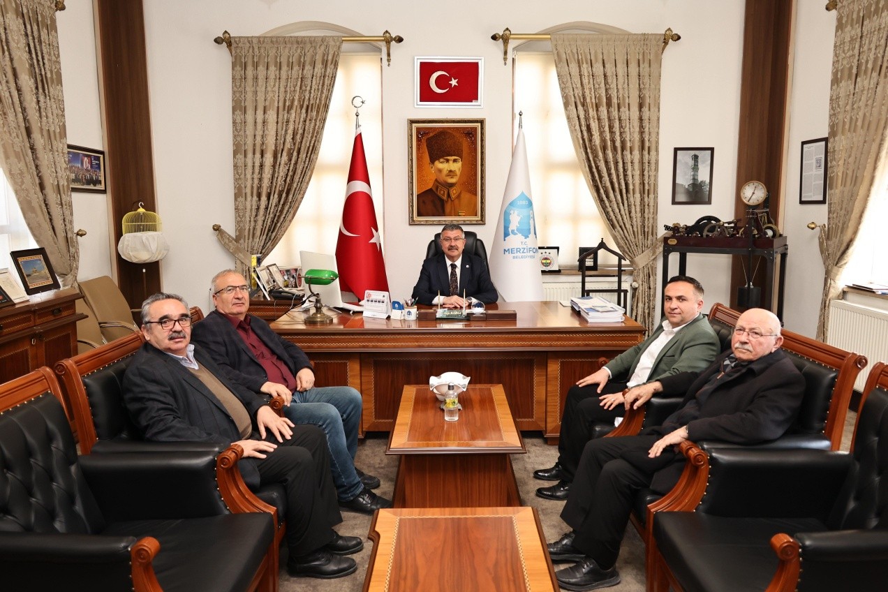 Merzifon Dikilitaş Kültür ve Dayanışma Derneği Belediyemize Ziyarette Bulundu