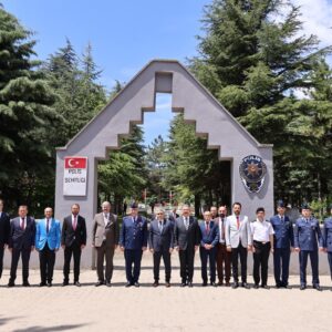Kahraman Şehitlerimiz İçin Dualar Ettik