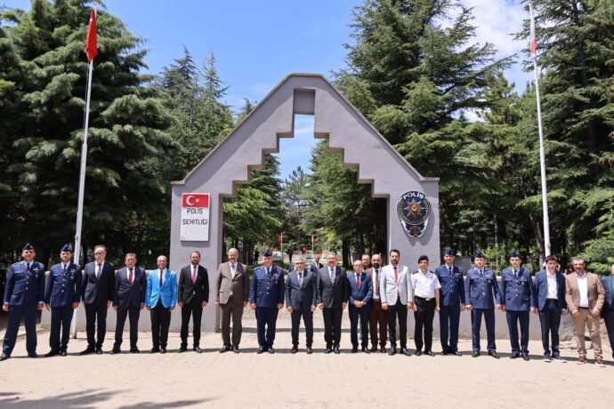 Kahraman Şehitlerimiz İçin Dualar Ettik
