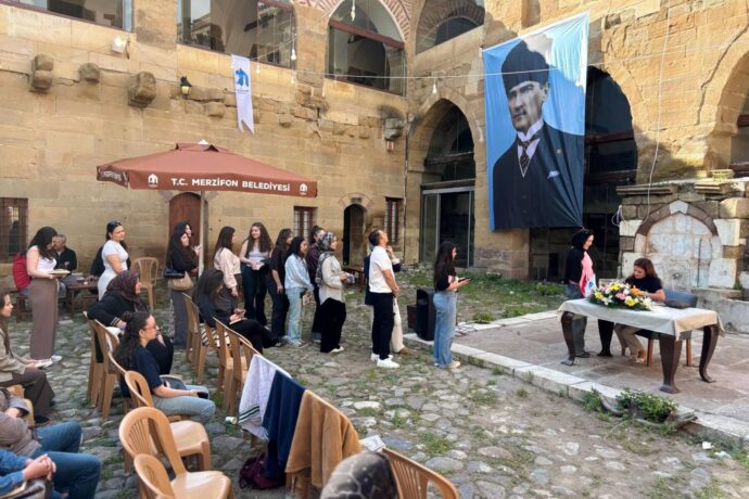 Psikoloji Uzmanı, Uluslararası Koç ve Yazar Şehval Görmez’i Taşhan’da Ağırladık