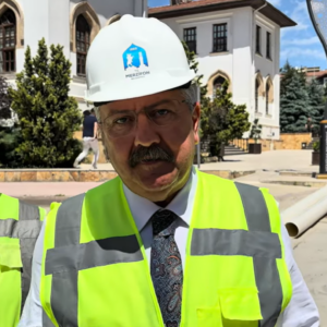 Tarihe İmza Atıyoruz