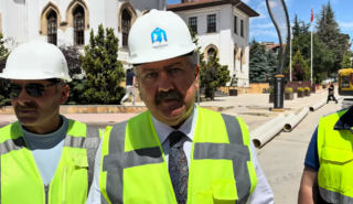 Tarihe İmza Atıyoruz