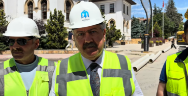 Tarihe İmza Atıyoruz