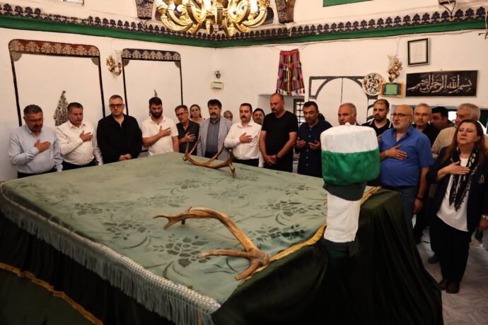 Belediye Başkanımız, Piri Baba Cem Evi’nde Aşure Etkinliğine Katıldı