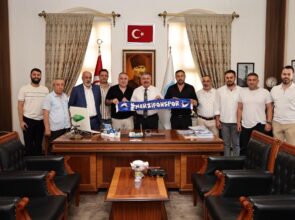 Merzifonspor Kulübü Yönetim Kurulunu Belediyemizde Ağırladık