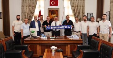 Merzifonspor Kulübü Yönetim Kurulunu Belediyemizde Ağırladık